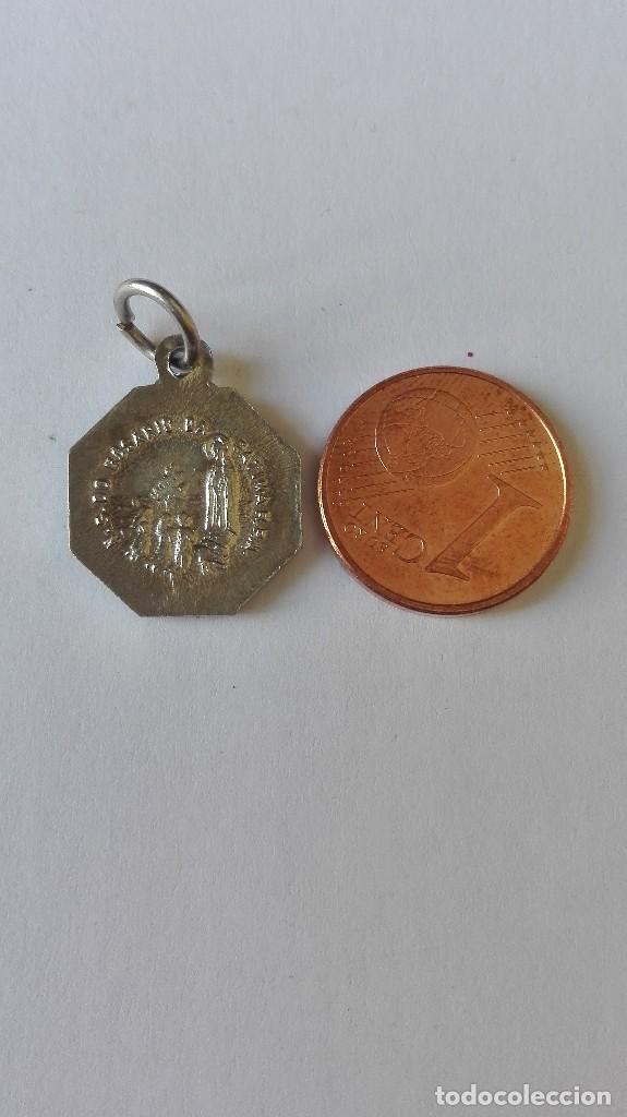 Antig&uuml;edades: Medalla virgen de fatima - Foto 2