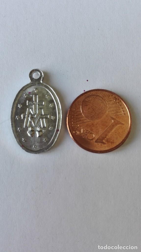 Antig&uuml;edades: Medalla virgen milagrosa - Foto 2