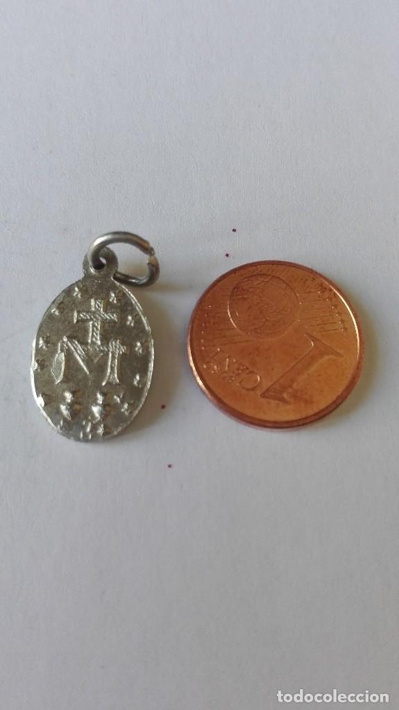 Antig&uuml;edades: Medalla virgen milagrosa - Foto 2