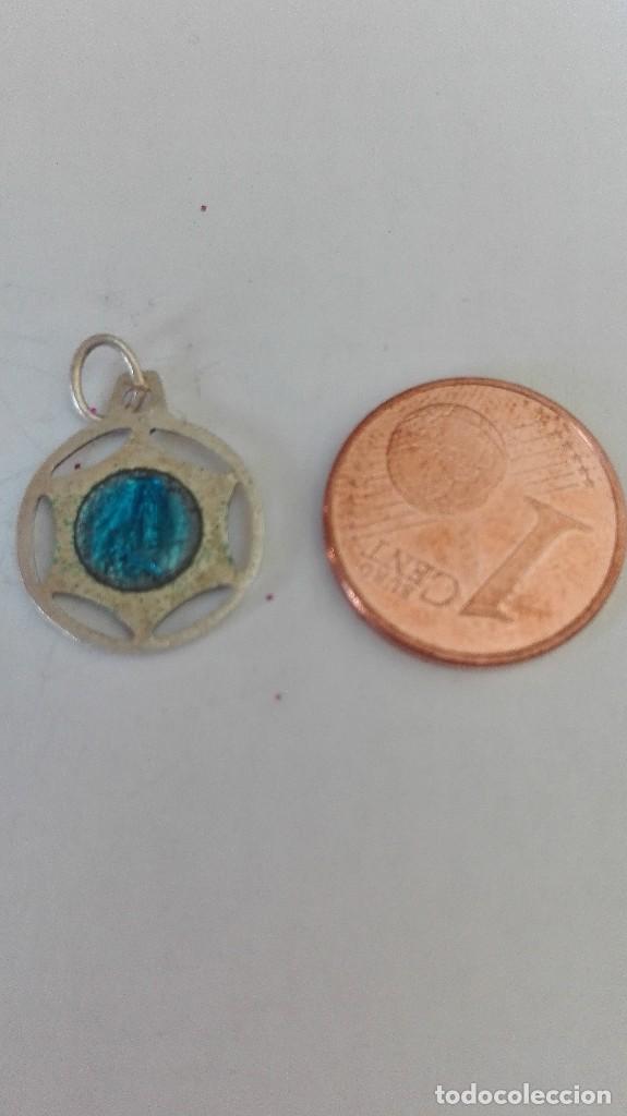 Antig&uuml;edades: Medalla virgen de lourdes - Foto 2