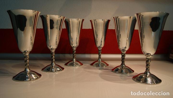 Antig&uuml;edades: Conjunto de 6 Copas en lat&oacute;n plateado. - Foto 8