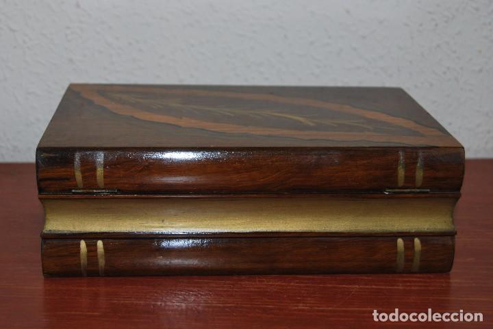 Antig&uuml;edades: ANTIGUA CAJA DE MADERA IMITANDO LIBROS - TABAQUERA - Foto 6