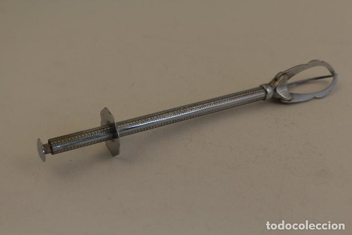 Antig&uuml;edades: PINZAS DE SERVIR plateadas - Foto 2