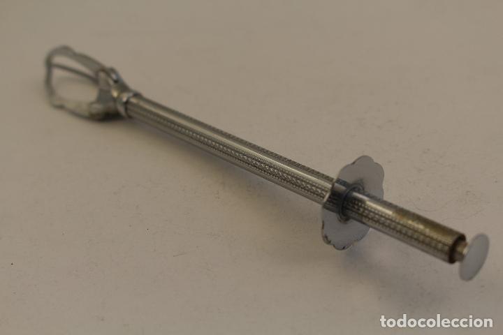 Antig&uuml;edades: PINZAS DE SERVIR plateadas - Foto 4