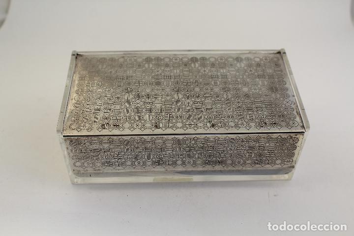 Antig&uuml;edades: caja servilletero plateada - Foto 4