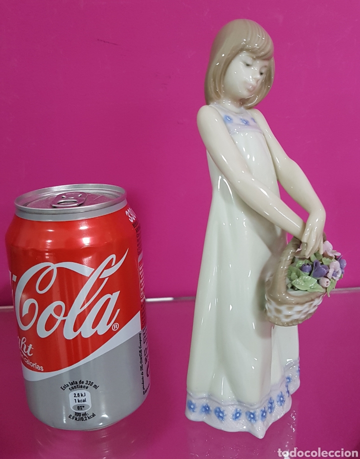 Antig&uuml;edades: Figura mujer Lladr&oacute; - Foto 1