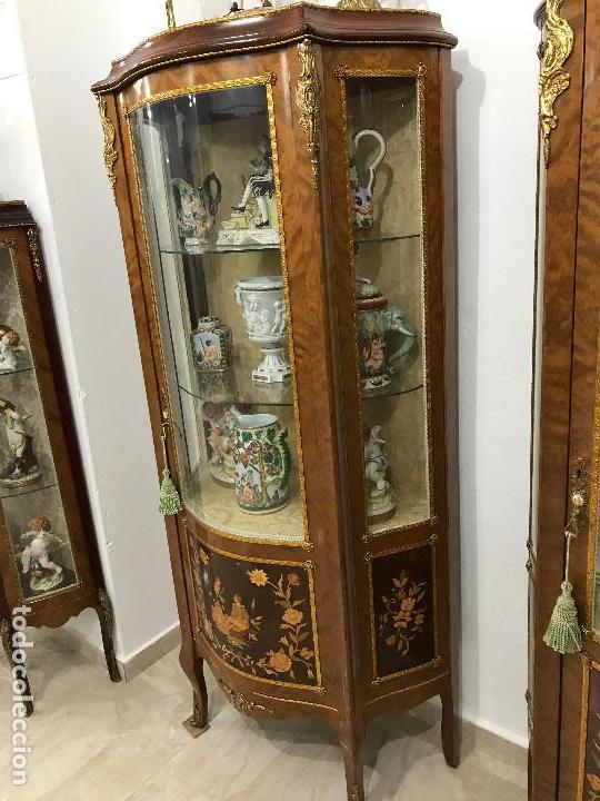 Antig&uuml;edades: Pareja de Vitrinas Royal - Foto 3