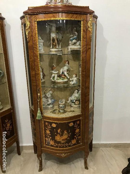 Antig&uuml;edades: Pareja de Vitrinas Royal - Foto 6