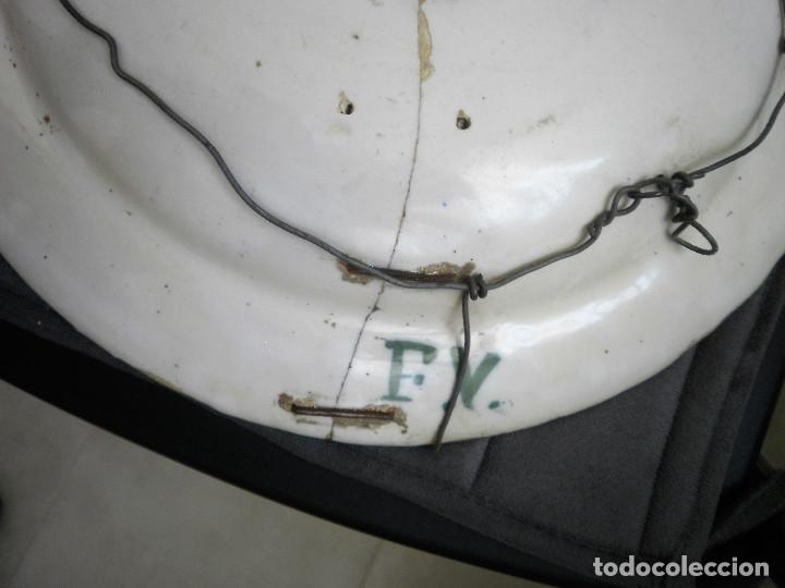 Antig&uuml;edades: Plato de cer&aacute;mica de Manises. - Foto 4
