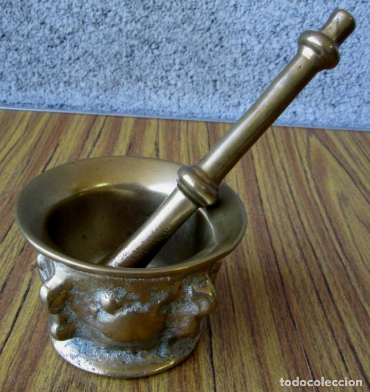 Antig&uuml;edades: ALMIREZ antiguo -- De bronce con conchas y nervios - Foto 1