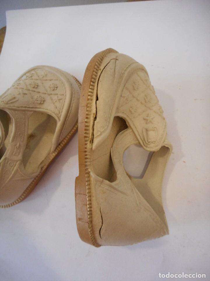 Antig&uuml;edades: Zapatos de beb&eacute; FD n&ordm;15 - Foto 4
