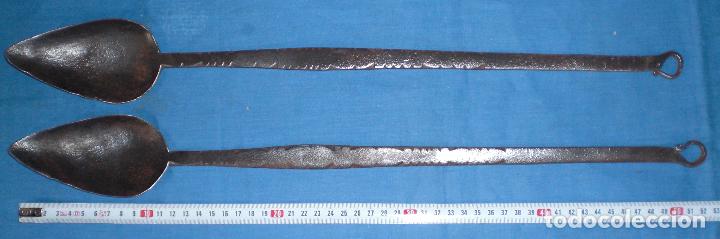 Antig&uuml;edades: Preciosos antiguos cucharones de forja - Foto 1