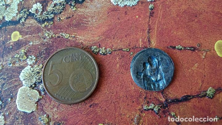 Antig&uuml;edades: ANTIGUA MEDALLA PLACA JESUS PLATA ? - Foto 2