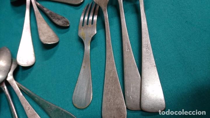 Antig&uuml;edades: LOTE DE CUBIERTOS DE ALPACA Y MAS - Foto 6