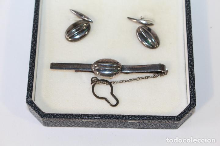 Antig&uuml;edades: gemelos seujetacorbatas en plata de ley - Foto 1