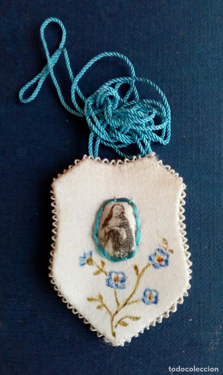 Antig&uuml;edades: ESCAPULARIO GRANDE - VIRGEN CON FLOR - Foto 1