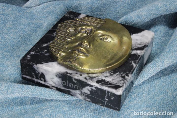 Antig&uuml;edades: Pisapapeles Luna. Grunenthal. - Foto 3