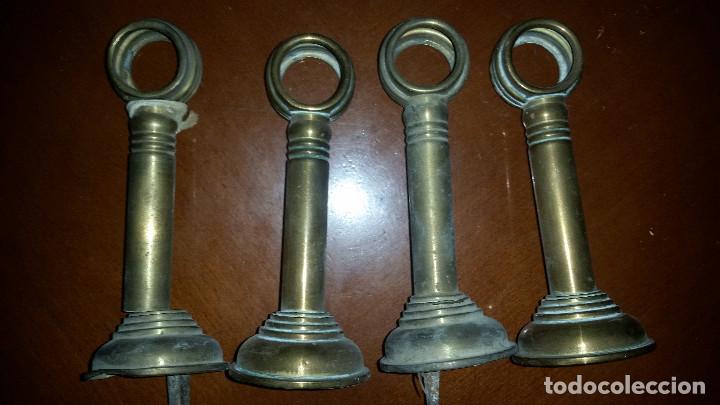 Antig&uuml;edades: 4 SOPORTES PARA BARRA DE CORTINAS - Foto 1