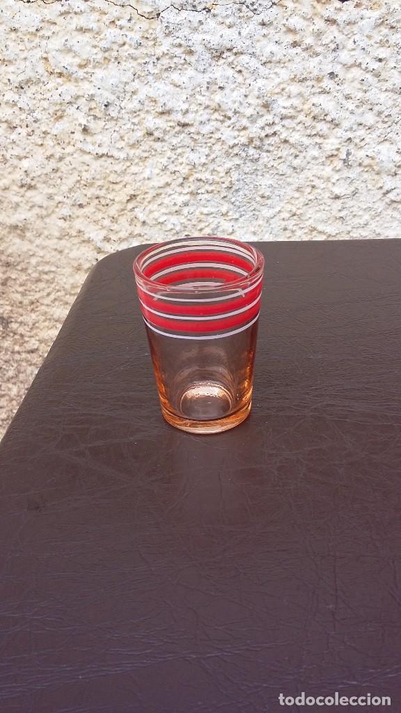 Antig&uuml;edades: JUEGO LICORERA CON 8 VASITOS - Foto 4