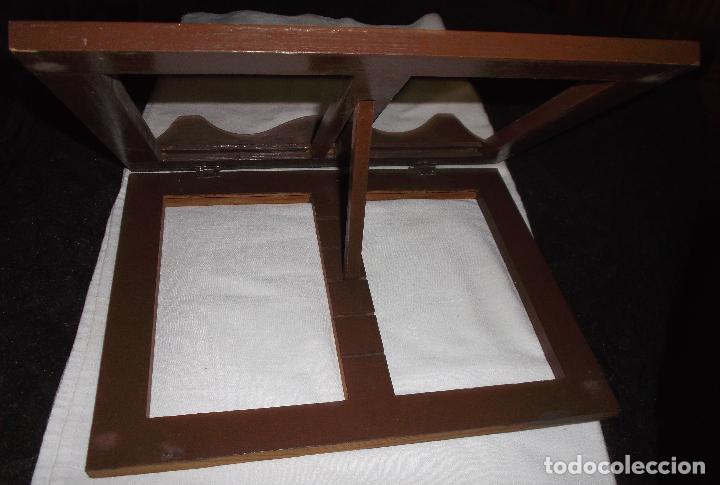Antig&uuml;edades: atril de madera plegable para sobremesa - Foto 3