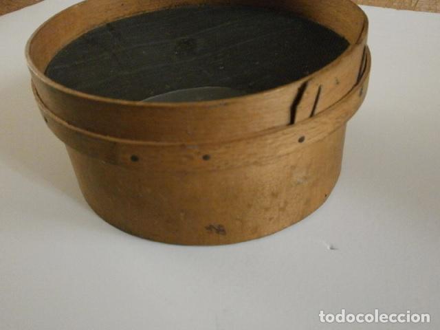 Antig&uuml;edades: CEDAZO TAMIZ DE COCINA DE MADERA - Foto 2