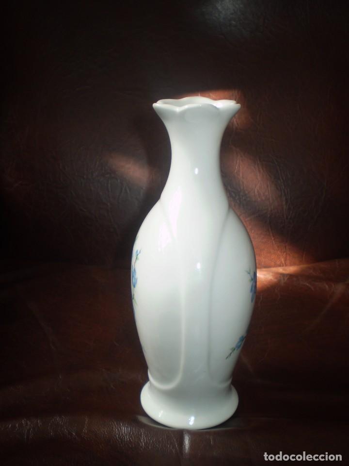 Antig&uuml;edades: JARRONCITO CHINO DE PORCELANA - Foto 2