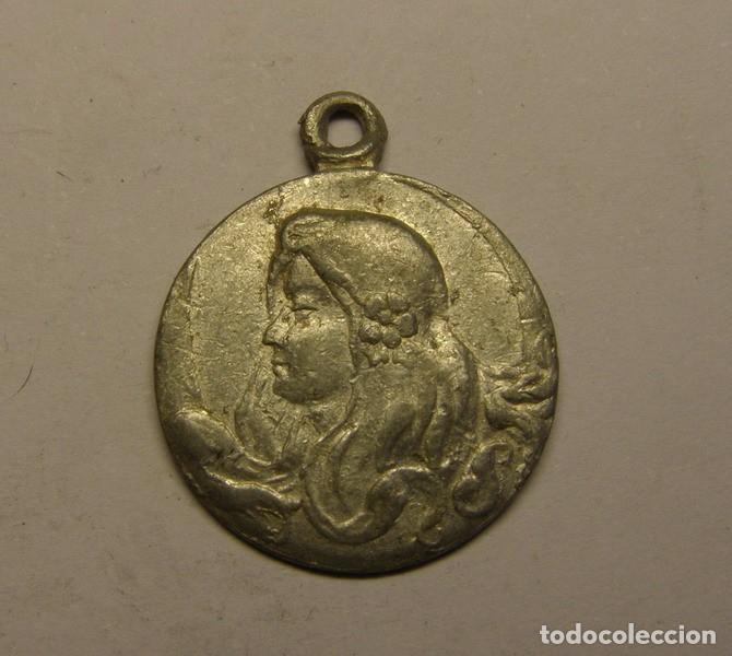 Antig&uuml;edades: Medalla &iquest;religiosa? antigua. - Foto 1