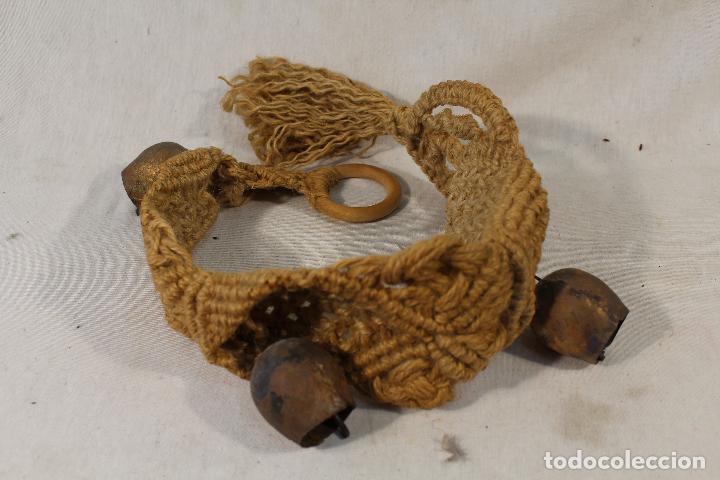 Antig&uuml;edades: cinturon de soga con campanas - Foto 3