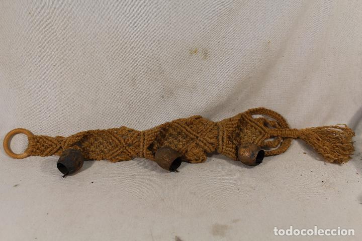 Antig&uuml;edades: cinturon de soga con campanas - Foto 5