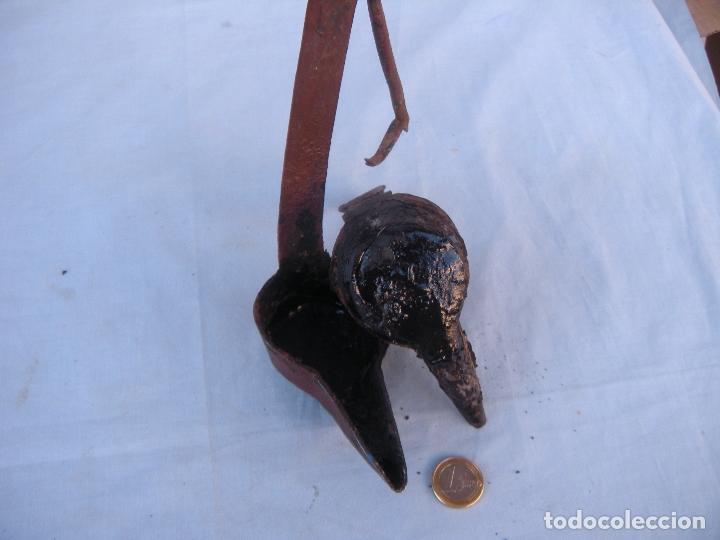Antig&uuml;edades: ANTIGUO CAND&Iacute;L DE PICO - Foto 3