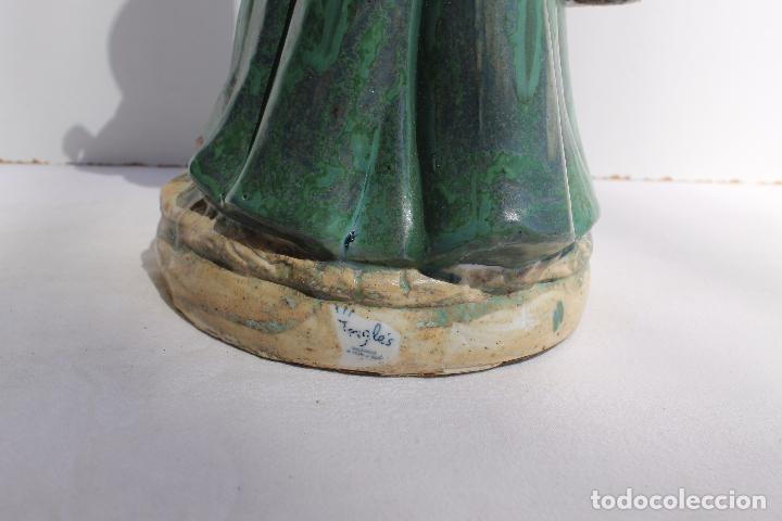 Antig&uuml;edades: FIGURA DE JOVEN CON CESTOS EN LA MANO EL INGLES - Foto 5