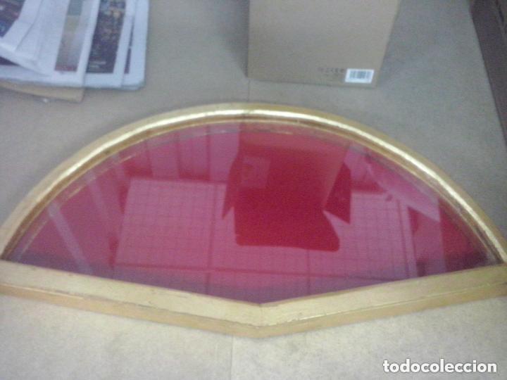 Oggetti Antichi: grande ver fotografias,extensas antes de pujarsabaniquera mueble dorada, con cristal y madera noble