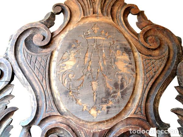 Antig&uuml;edades: Estructura de cama de madera con talla del s. XIX - Foto 15