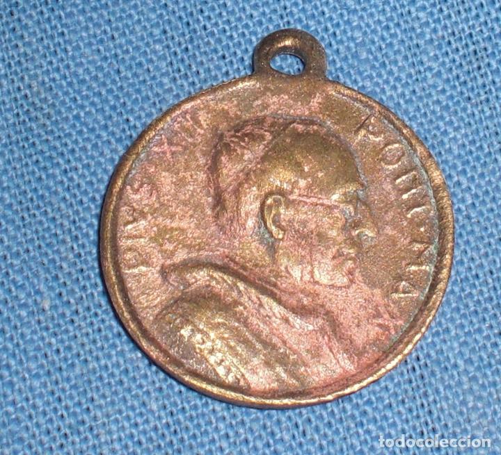 Antig&uuml;edades: Medalla Pio XII 1950 - Foto 1