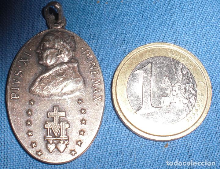 Antig&uuml;edades: Medalla plata Pio XI 1830 - Foto 2