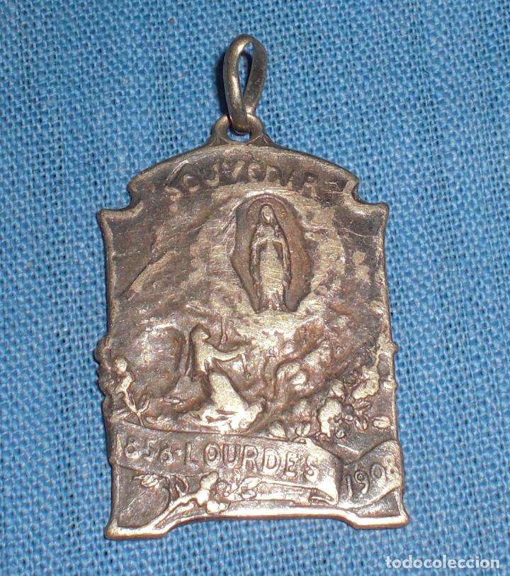 Antig&uuml;edades: Medalla plata Lourdes 1858 1908 - Foto 1