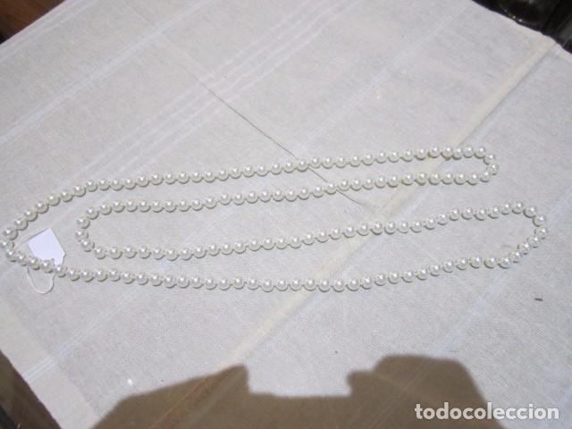 Antig&uuml;edades: Collar largo de perlas fantas&iacute;a. 68 cms. - Foto 1