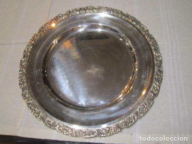 Antig&uuml;edades: Antiguo centro de mesa de alpaca. 32 cms. de di&aacute;metro. - Foto 1