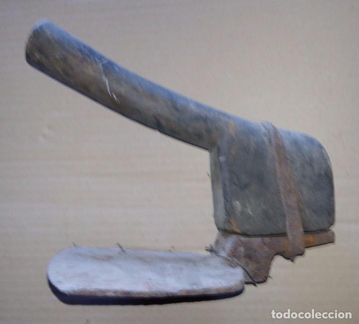 Antig&uuml;edades: Azuela - Foto 1