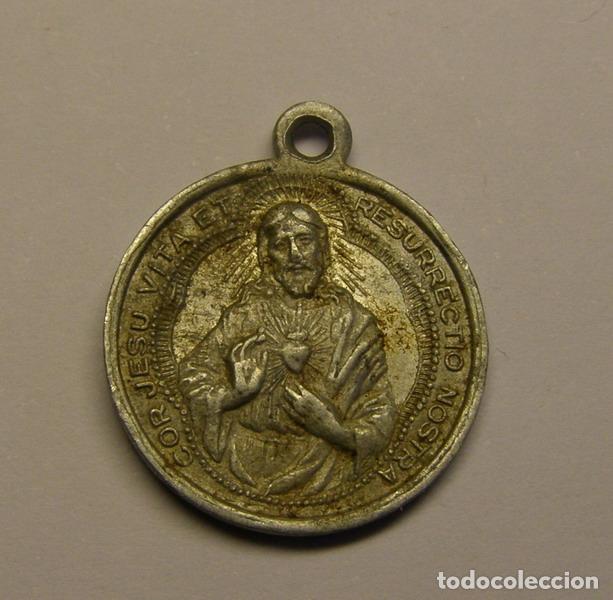 Antig&uuml;edades: Medalla de Maria Auxiliadora. - Foto 2