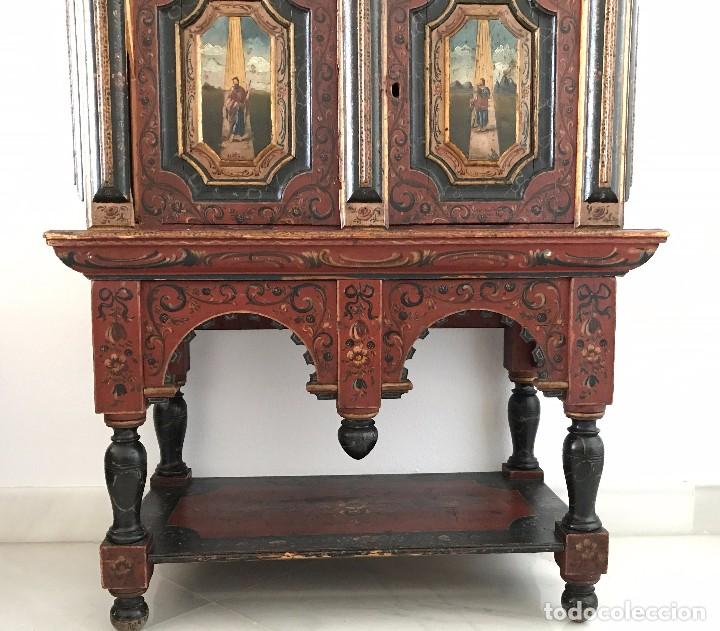 Antigüedades: Precioso mueble alemán Selva Negra de mediados-finales. s. XVIII de madera policromada - Foto 2 - 90730630