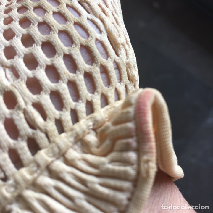 Antig&uuml;edades: Par de guantes calados - Foto 3