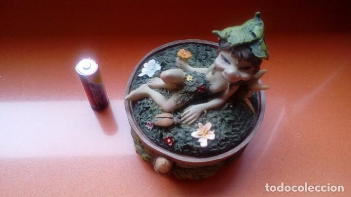 Antig&uuml;edades: Joyero duende de resina - Foto 2