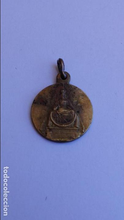 Antig&uuml;edades: Medalla de virgen sin catalogar de 1,6 cms de diametro - Foto 1