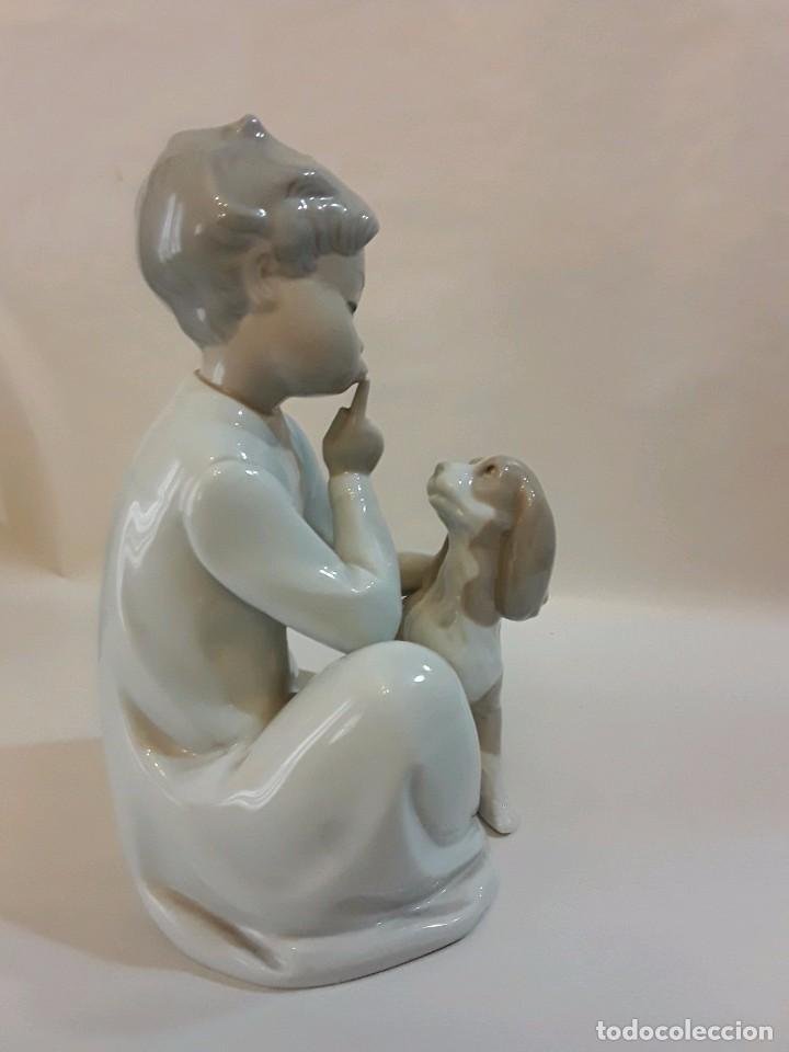 Antig&uuml;edades: NI&Ntilde;O CON PERRO LLADRO - CODIGO 01014522 - Foto 5