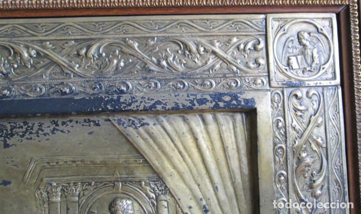 Antig&uuml;edades: Bodas de cana -- Chapa de lat&oacute;n a relieve - Foto 4