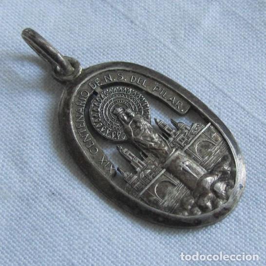 Antig&uuml;edades: Medalla de plata XIX Centenario de Nuestra Se&ntilde;ora del Pilar - Foto 1