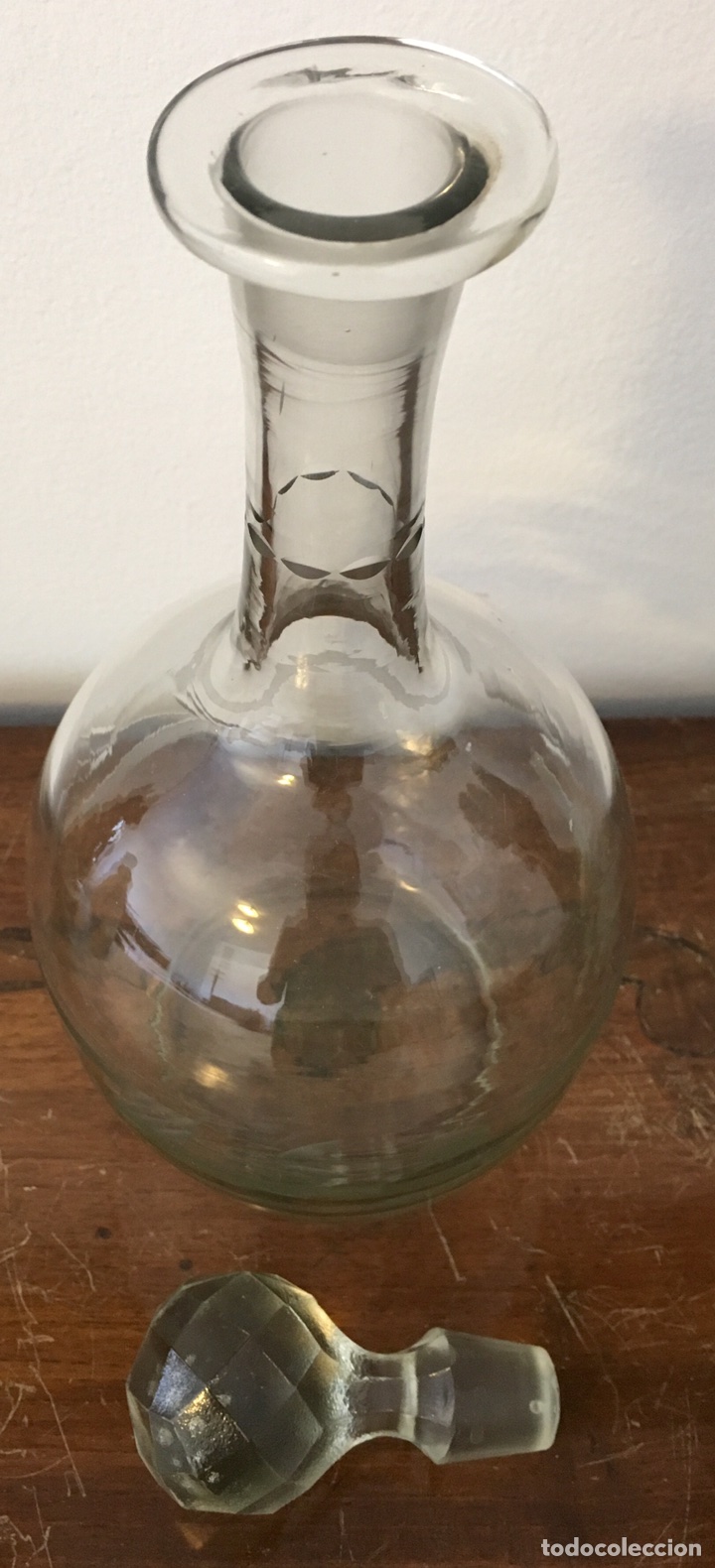 Antig&uuml;edades: Licorera cristal tallado - Foto 3