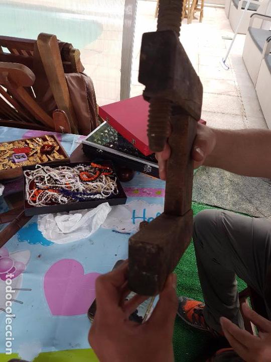 Antig&uuml;edades: ANTIGUO GATO DEL SIGLO XIX CON  PEQUE&Ntilde;OS DEFECTOS. - Foto 4