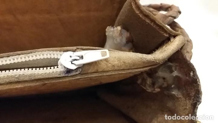 Antig&uuml;edades: Bolso de piel de cocodrilo. - Foto 8